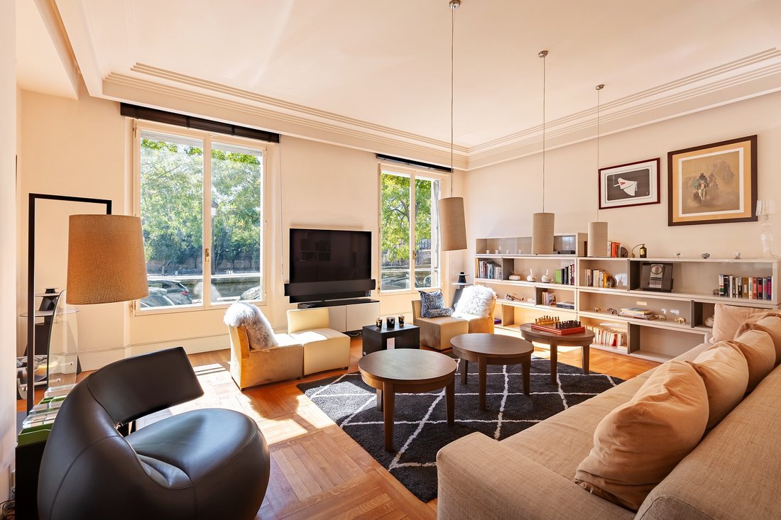 Apartment in Saint Gervais, Paris 4e Arrondissement, Paris 5 - 18945377