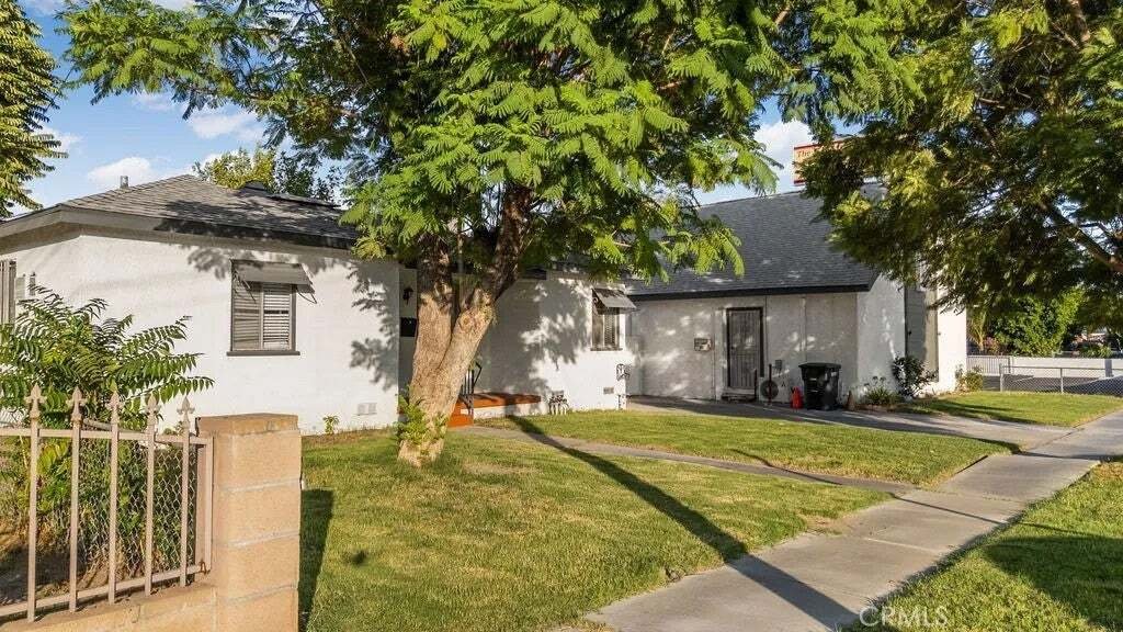 House in Colton, California, United States 1 - 18946006