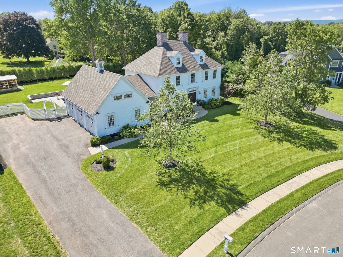 House in Suffield, Connecticut, United States 2 - 18945639