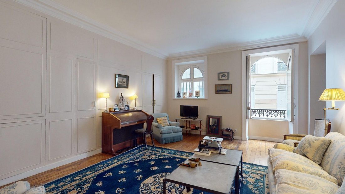 Apartment in Lorette-Martyrs, Paris 9e Arrondissement, Paris 5 - 18945533