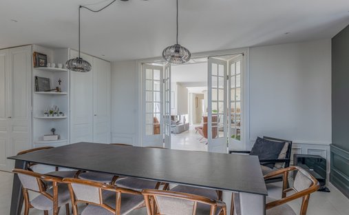 Azienda agricola a Lucenay, Auvergne-Rodano-Alpi, Francia 1