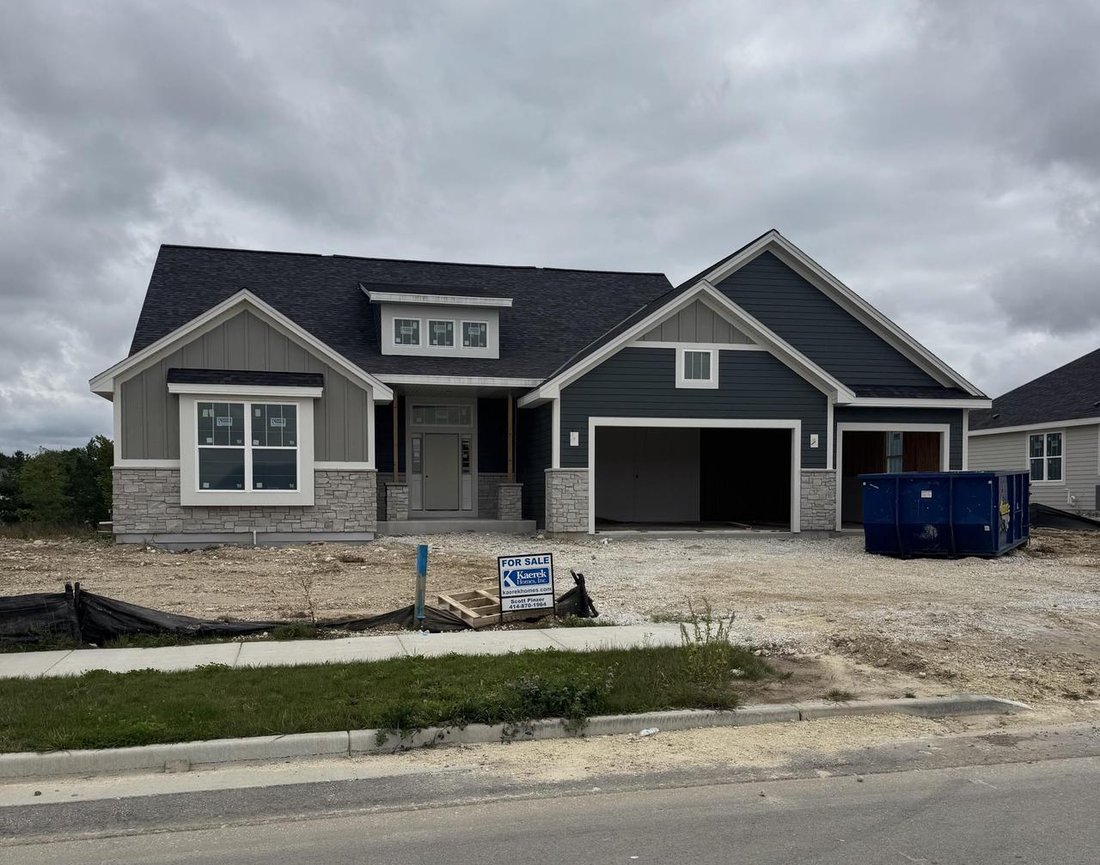 House in Slinger, Wisconsin, United States 1 - 17786535