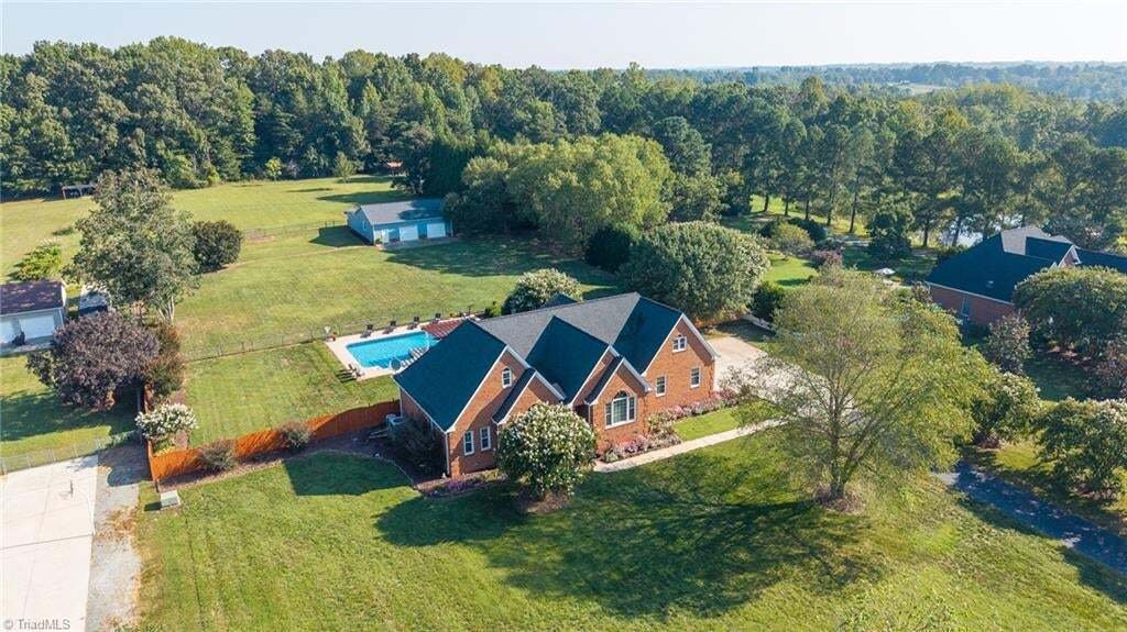 House in Burlington, North Carolina, United States 1 - 18945912
