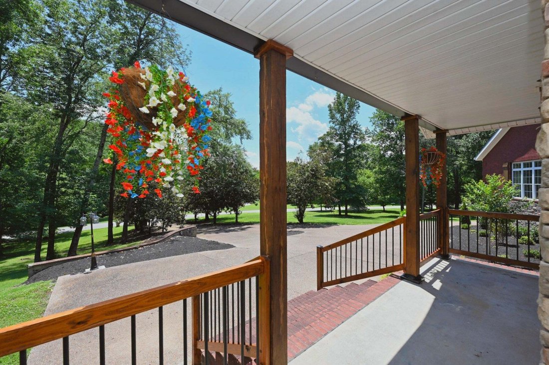 House in Goodlettsville, Tennessee, United States 5 - 18946076