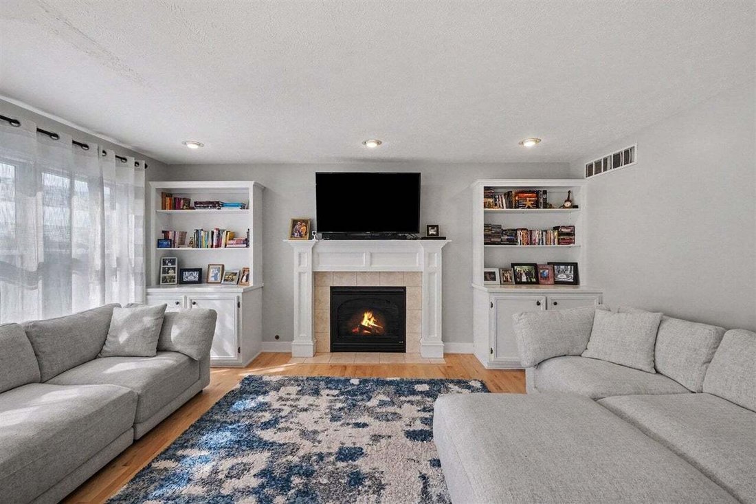 House in Rockford, Michigan, United States 4 - 18945988