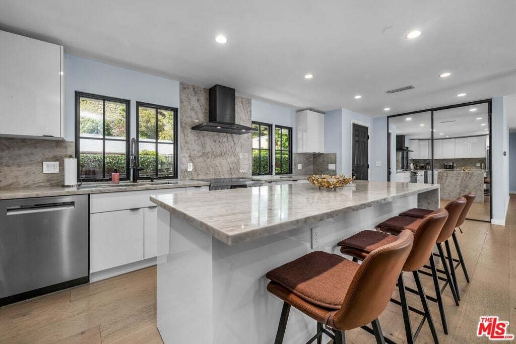 House in Los Angeles, California, United States 5 - 18945741