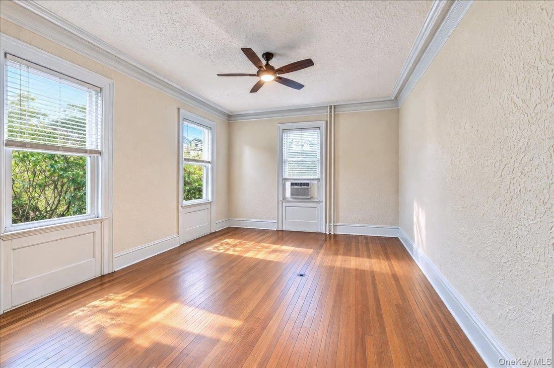 House in New Rochelle, New York, United States 4 - 18945835
