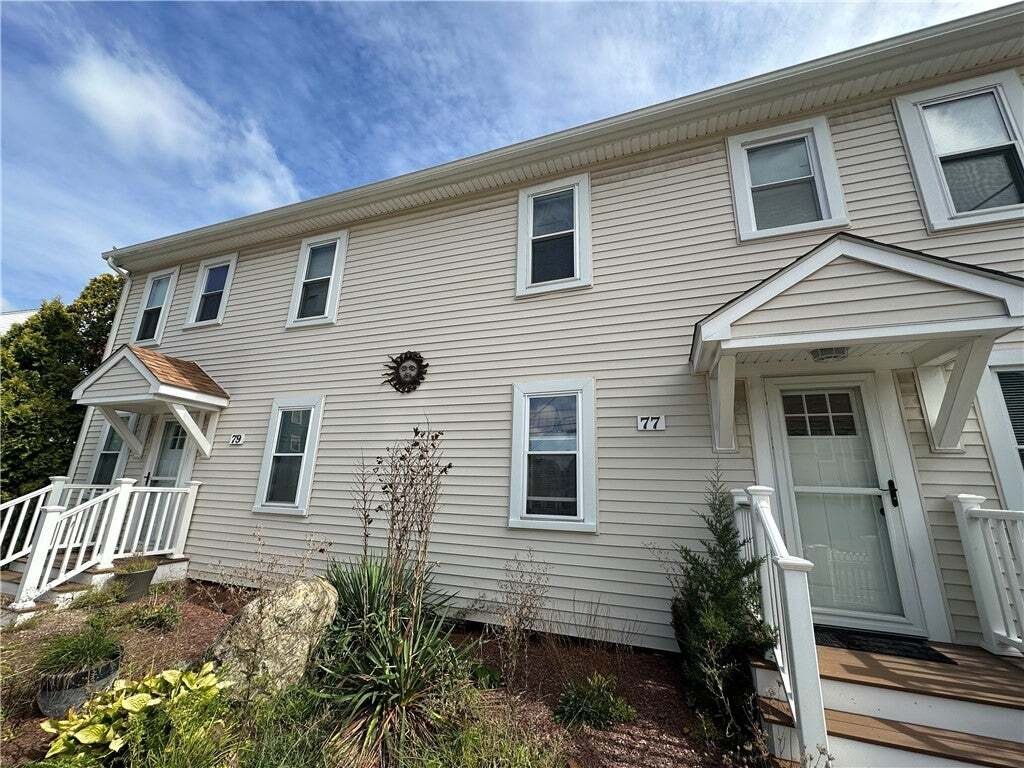 Lincoln, Rhode Island, United States 2 - 18945703