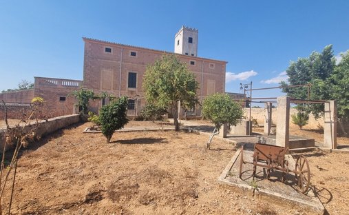 Villa in Algaida, Balearic Islands, Spain 1
