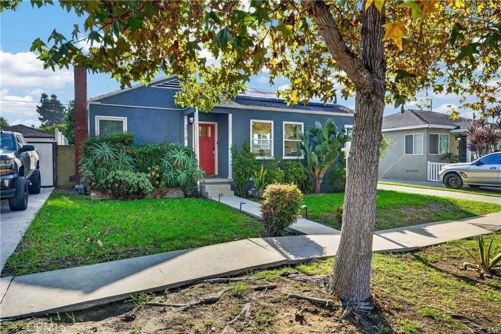 House in Signal Hill, California, United States 2 - 18946000