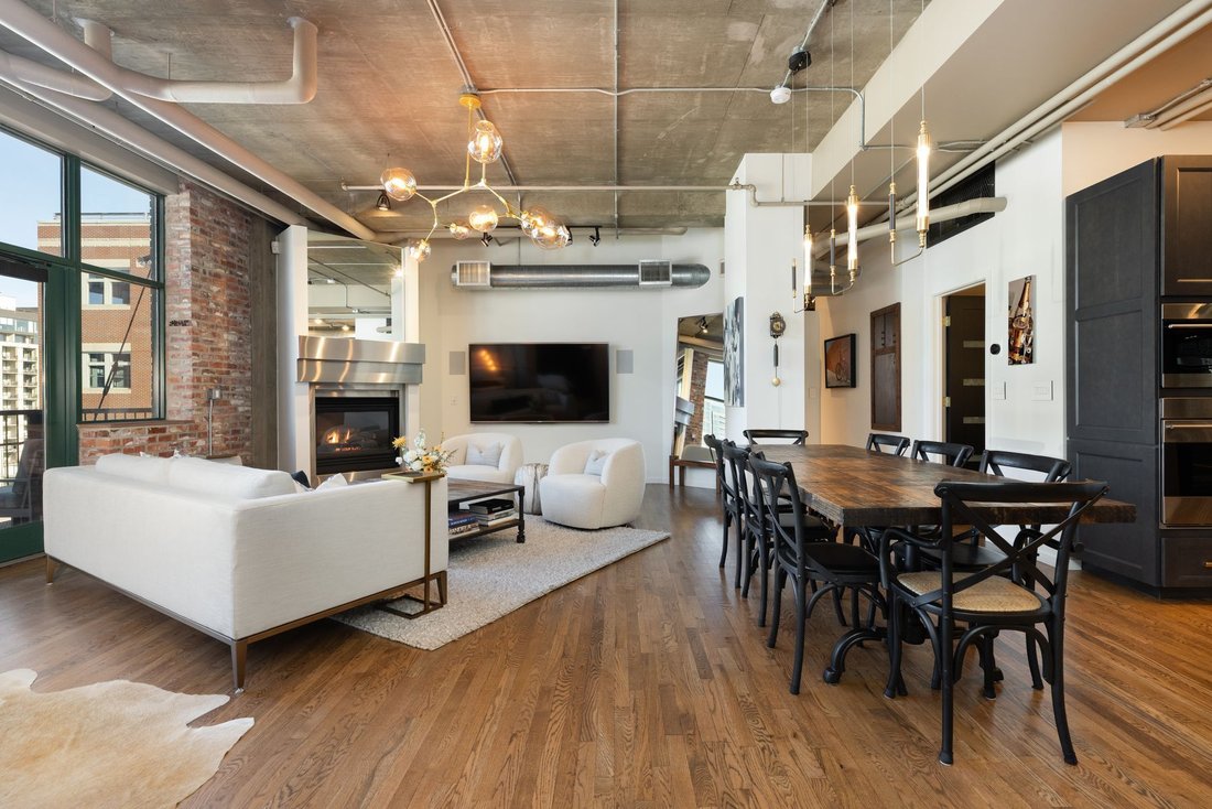 Condo in Denver, Colorado, United States 3 - 18945611