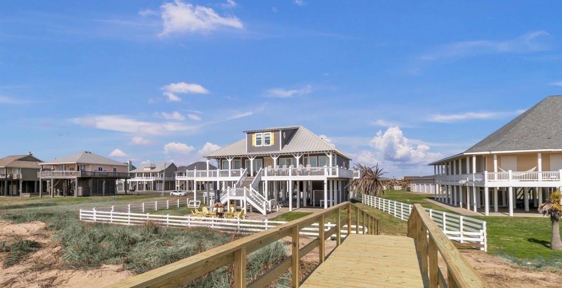 House in Bolivar Peninsula, Texas, United States 2 - 18946223
