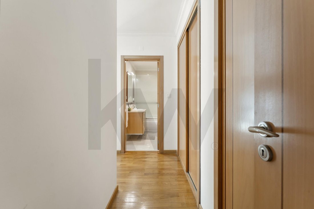 Apartment in Odivelas, Lisbon, Portugal 2 - 18946222