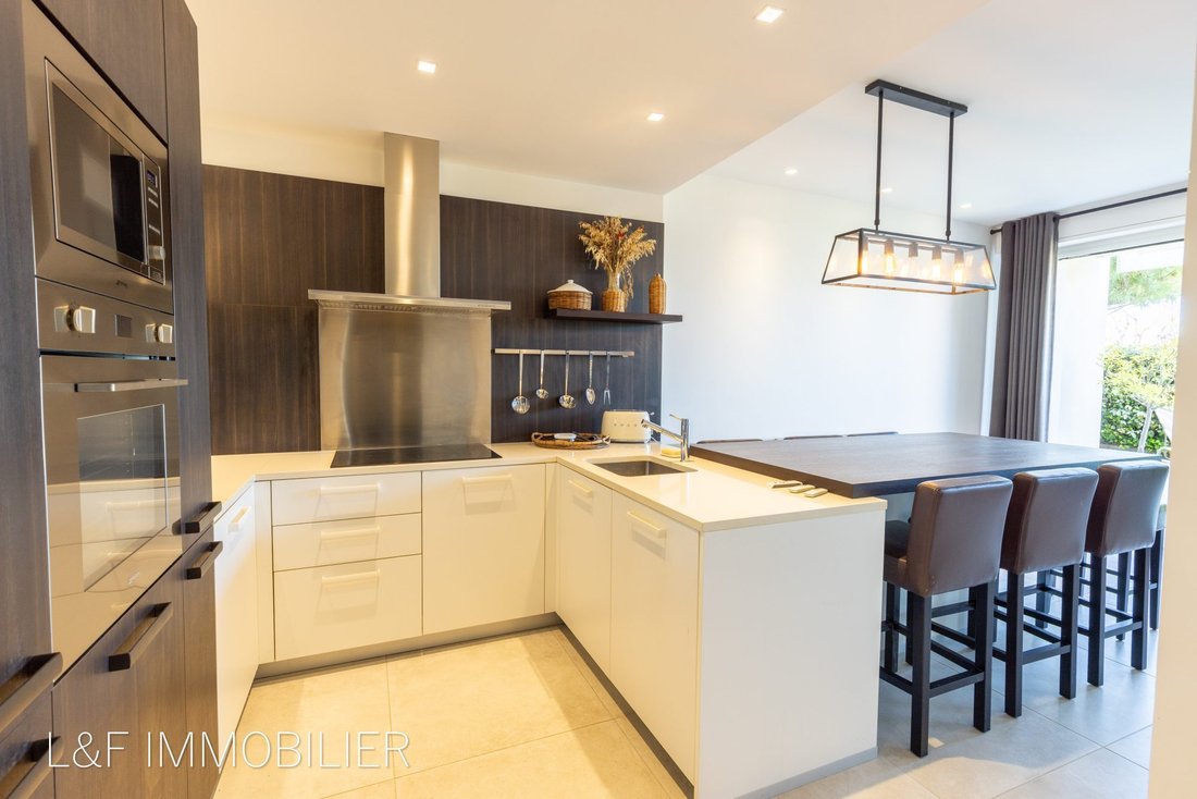 Apartment in Saint-Cyr-sur-Mer, Provence-Alpes-Côte d'Azur, France 5 - 18945484