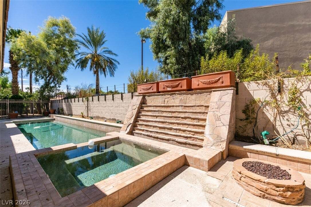 House in Las Vegas, Nevada, United States 4 - 18945722