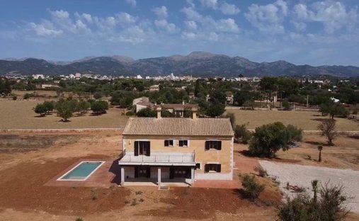 Villa in Inca, Balearic Islands, Spain 1