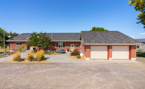 House in Wellsville, Utah, United States 1