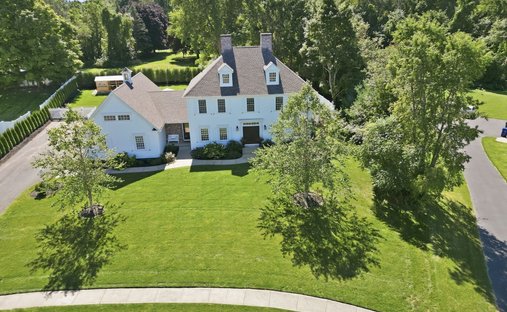 House in Suffield, Connecticut, United States 1