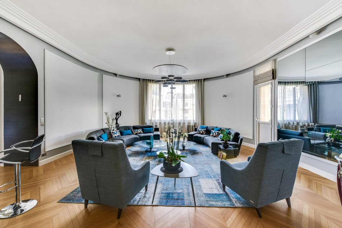 Apartment in Bois de Boulogne, Paris 16e Arrondissement, Paris 2 - 18945582