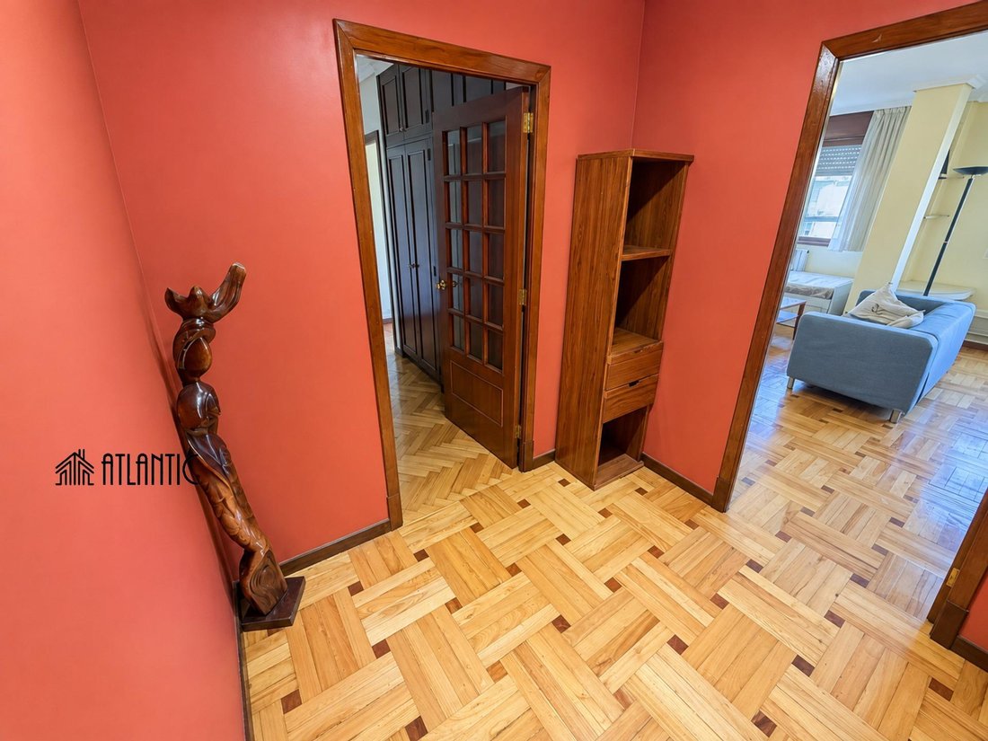 Apartment in Vigo (District), Vigo, Spain 4 - 18946153