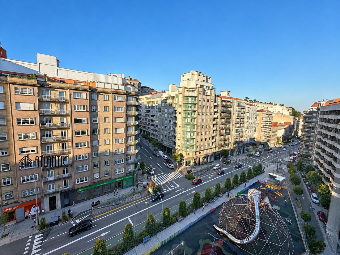 Apartment in Vigo (District), Vigo, Spain 1 - 18946153