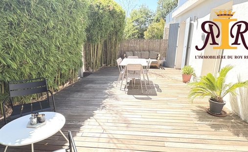 Apartment in Granettes-Jauberte-Sainte Anne, Aix-en-Provence, France 1