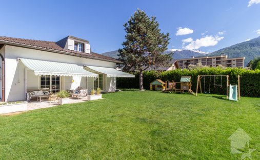 Villa in Conthey, Valais/Wallis, Switzerland 1