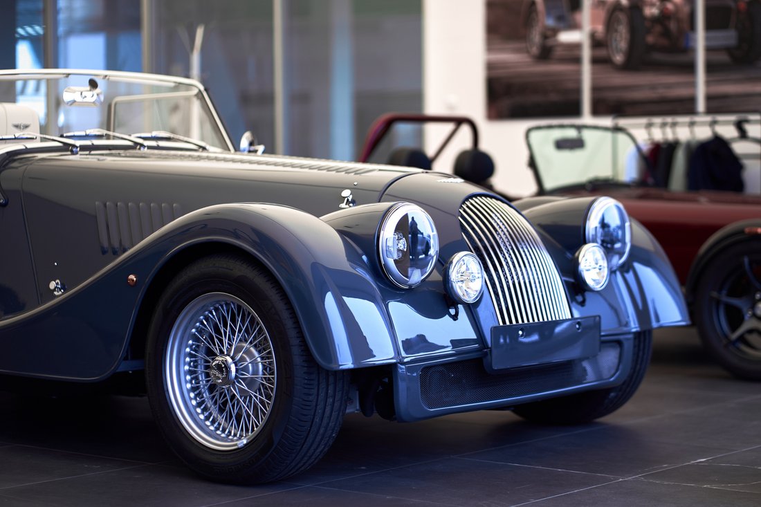 Cabriolet in Praha-Dolní Počernice, Czechia 2 - 18946356