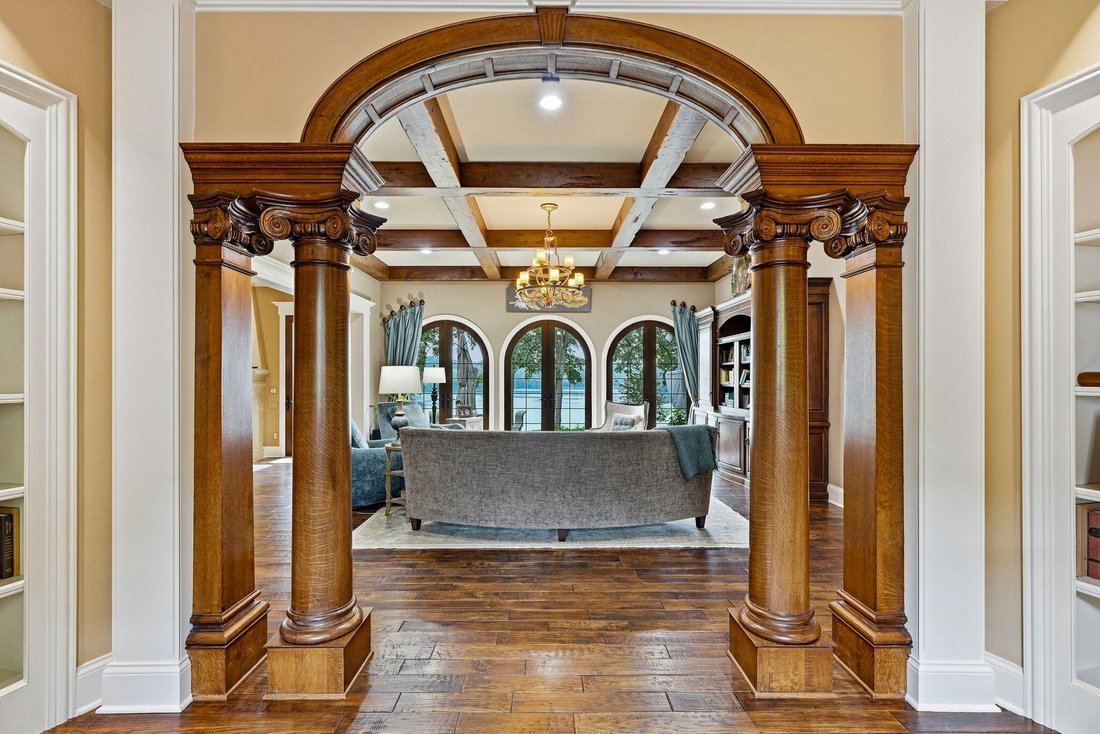 House in Summit, Wisconsin, United States 3 - 18946521