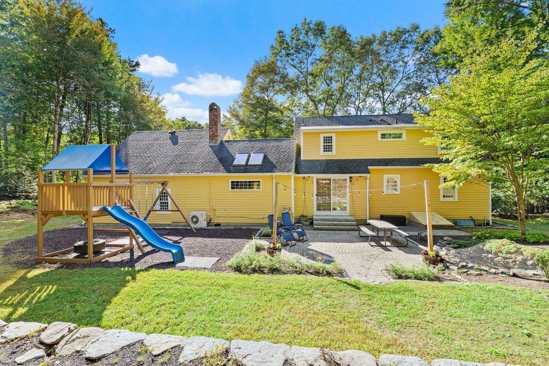 House in Bolton, Massachusetts, United States 2 - 18946486