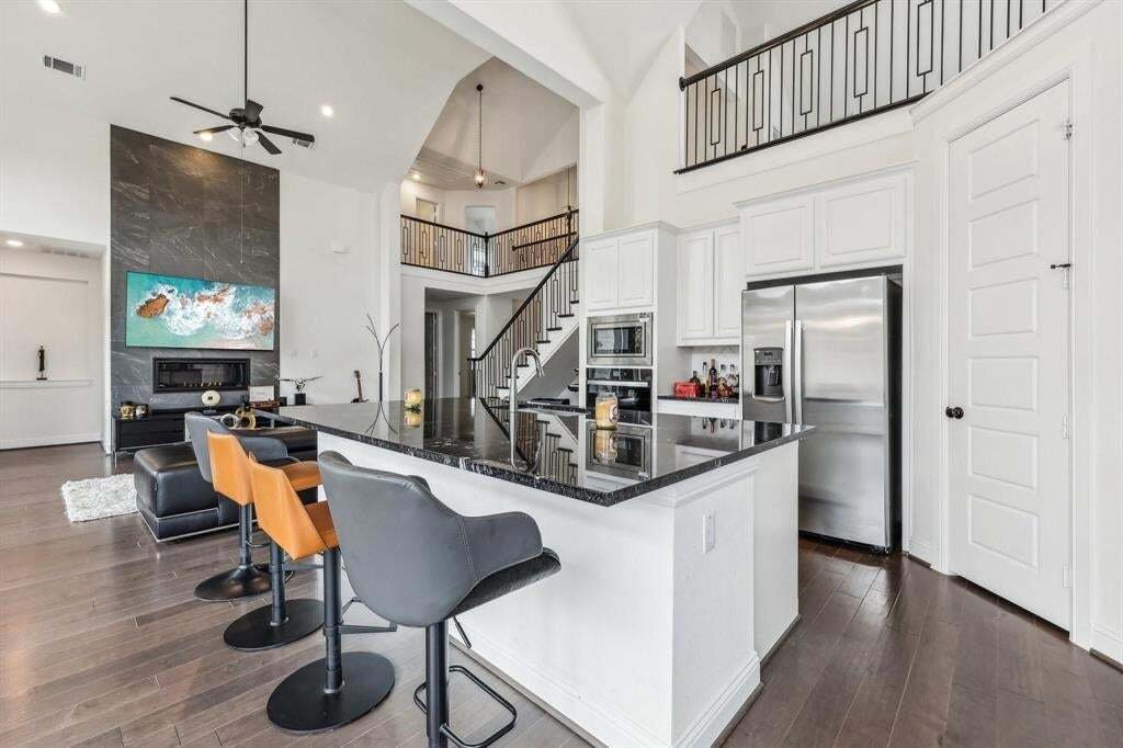 House in Denton, Texas, United States 5 - 18946334