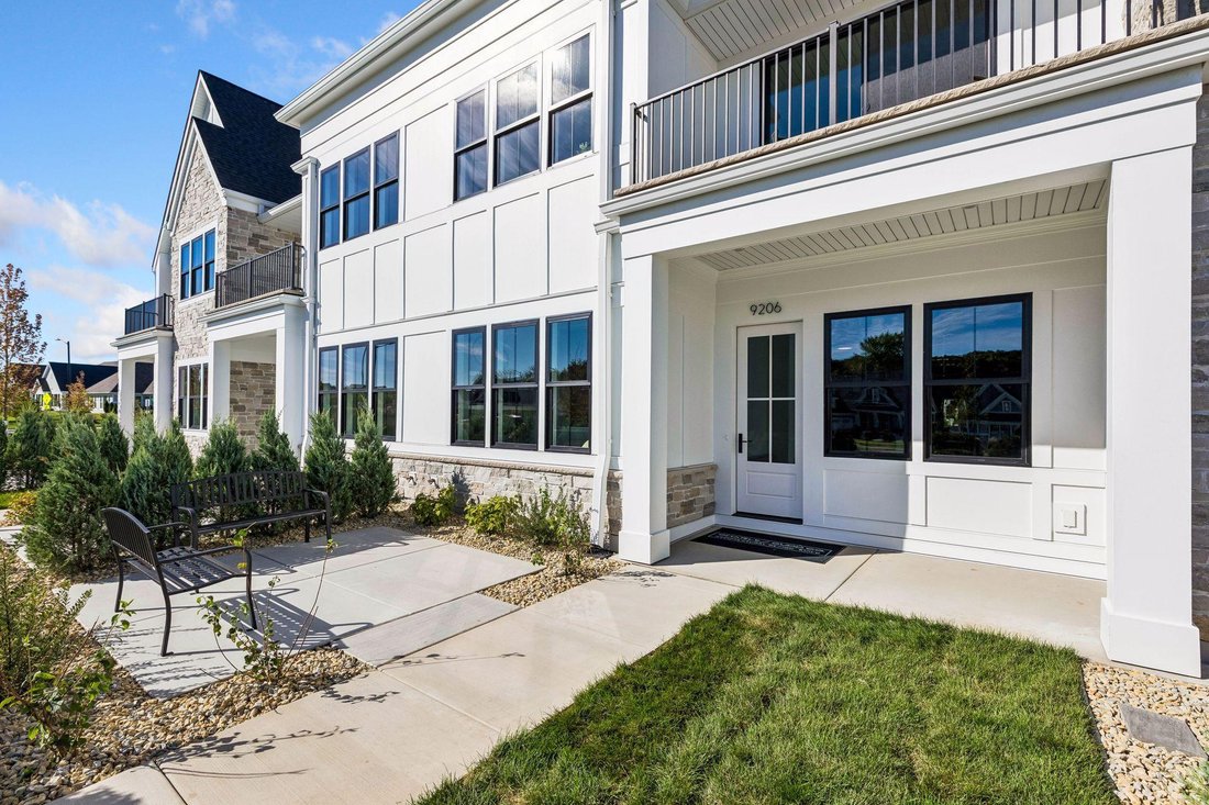House in Chanhassen, Minnesota, United States 4 - 18946515