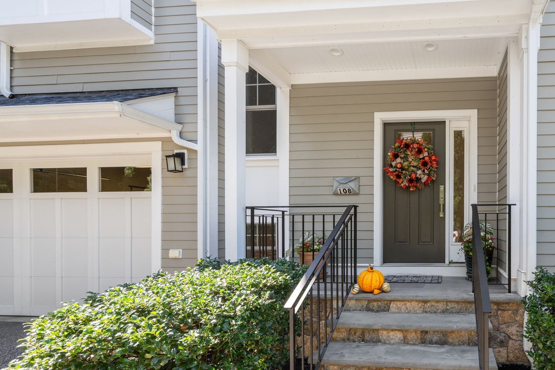 Condo in Newton, Massachusetts, United States 1 - 18946554