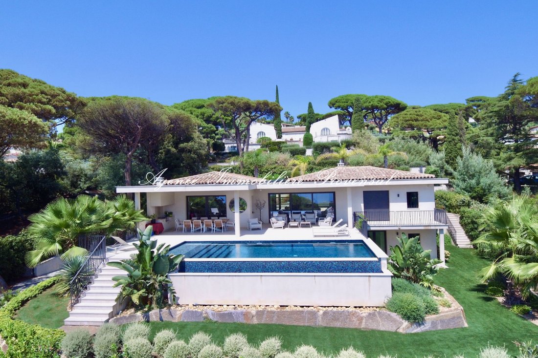 Villa in Ville-Les Saquedes-Le Bouillonnet, Sainte-Maxime, France 2 - 15330912