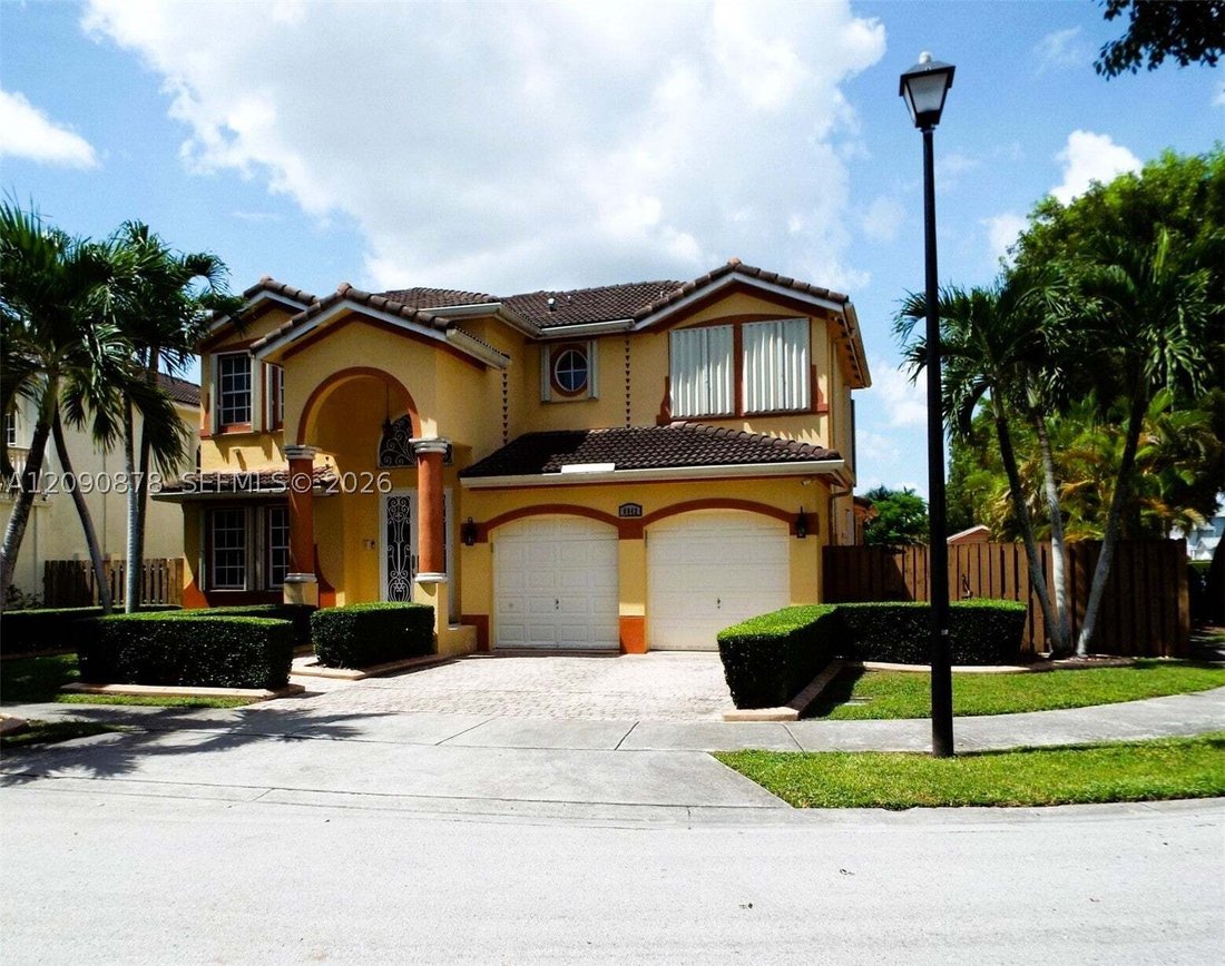 House in Miami, Florida, United States 3 - 18946358