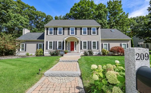 House in Manchester, New Hampshire, United States 1
