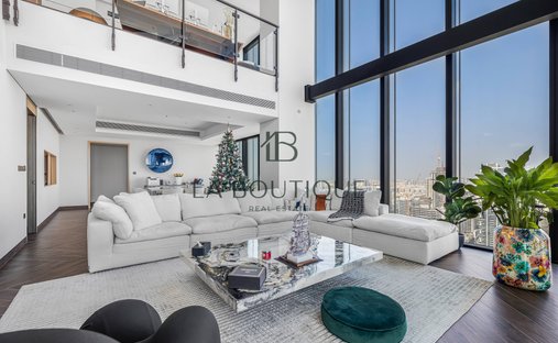 Apartment in Zabeel, Dubai, United Arab Emirates 1