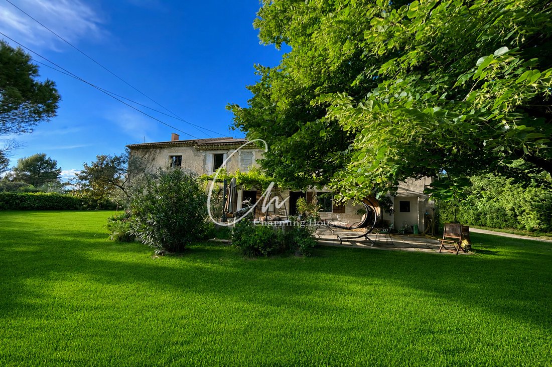 Villa en Saint-Remy-de-Provence, Provenza-Alpes-Costa Azul, Francia 1 - 17888831
