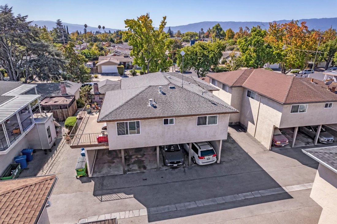 San Jose, California, United States 2 - 18946287