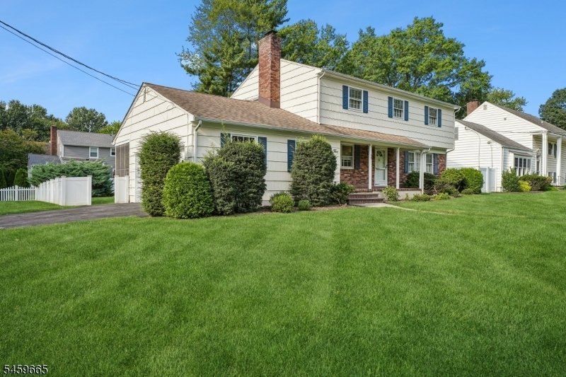 House in Westfield, New Jersey, United States 3 - 18946504