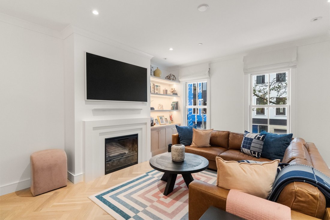 Condo in Boston, Massachusetts, United States 4 - 18946564