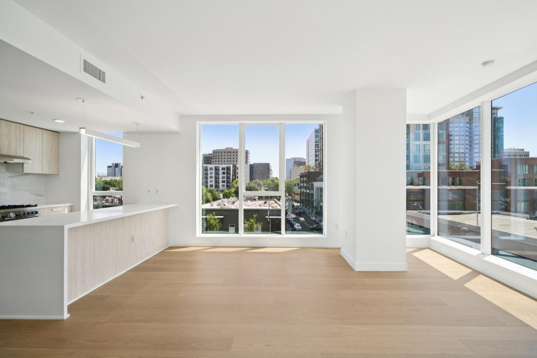 Condo in San Jose, California, United States 5 - 18946281