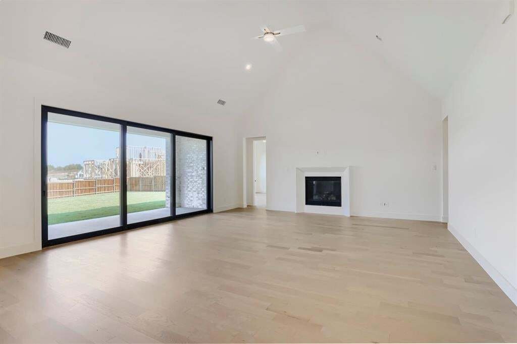 House in Little Elm, Texas, United States 3 - 18184603
