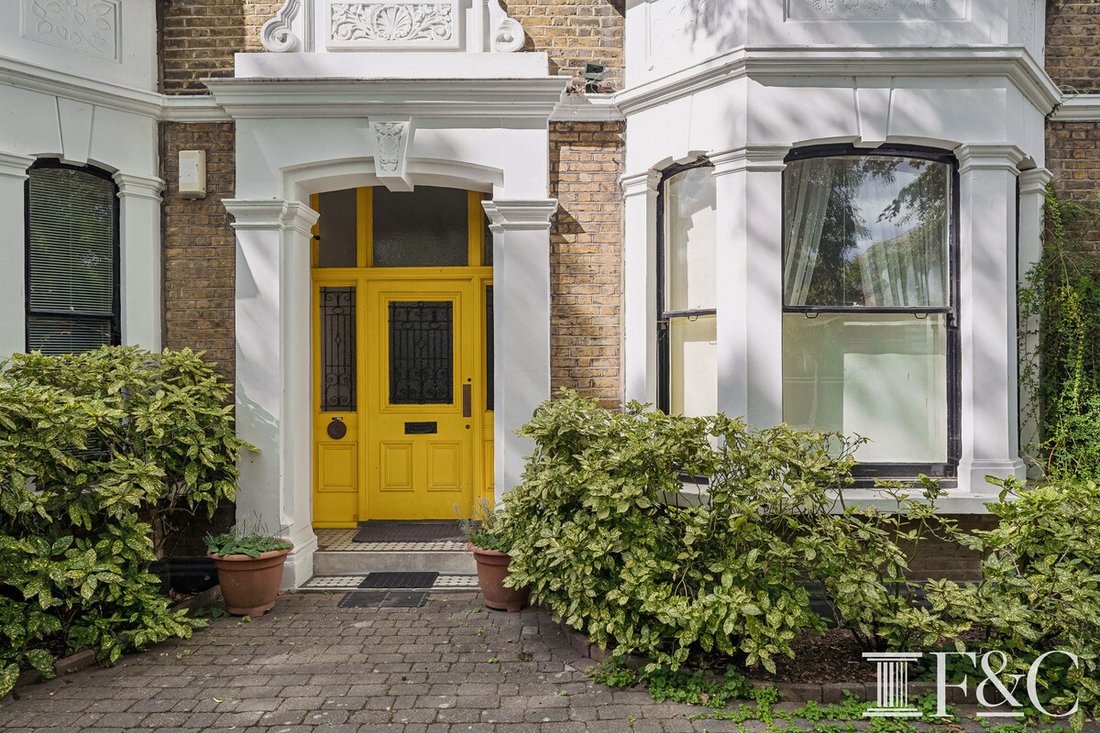 House in Castelnau, Richmond Upon Thames, England 1 - 18946465