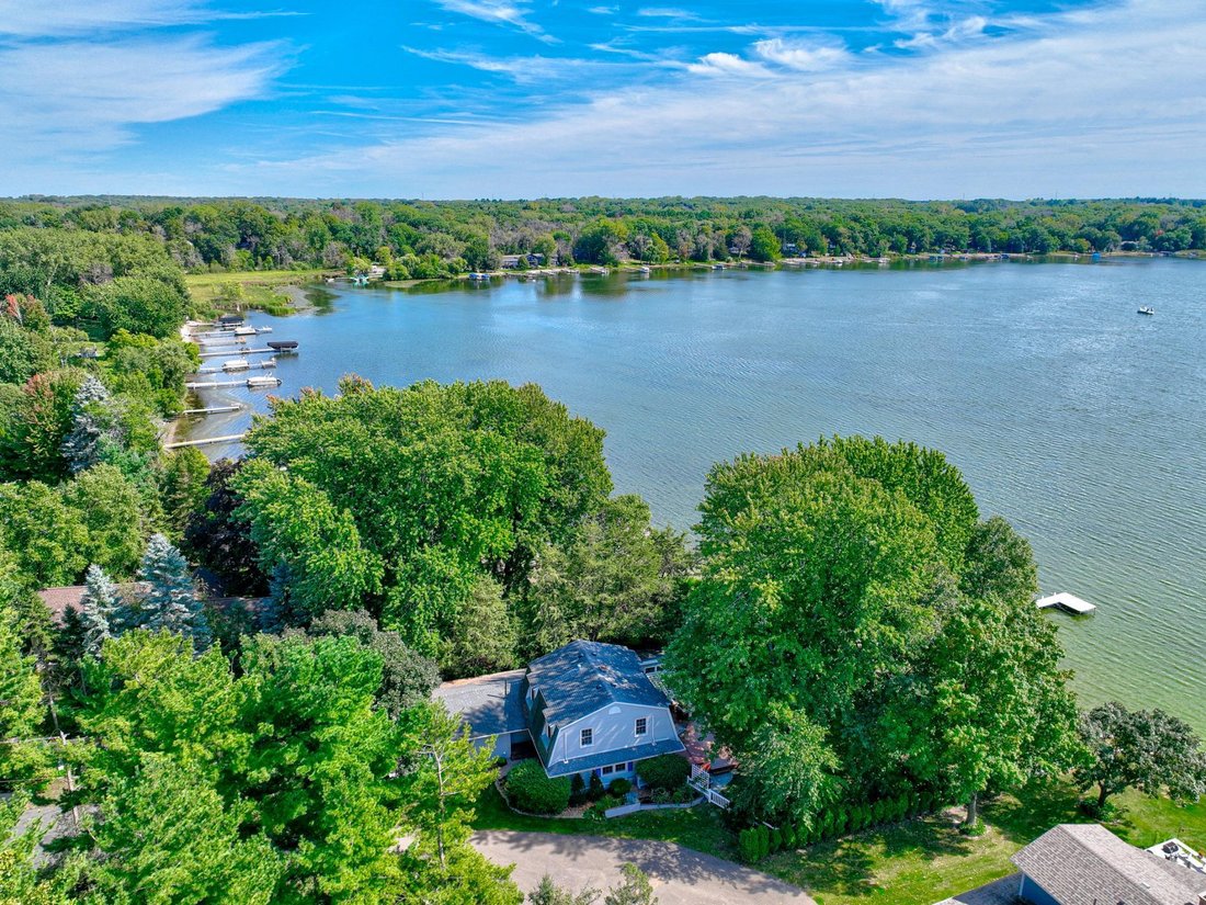 House in Forest Lake, Minnesota, United States 1 - 18946424