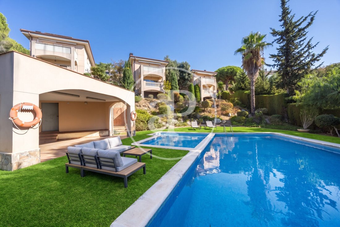 Villa in Teia, Catalonia, Spain 2 - 17354813