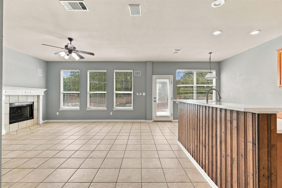 House in Cedar Park, Texas, United States 5 - 18946251