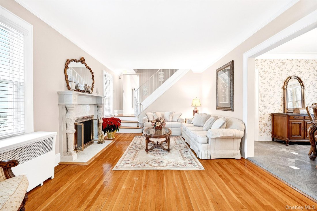 House in New York, New York, United States 4 - 18946472