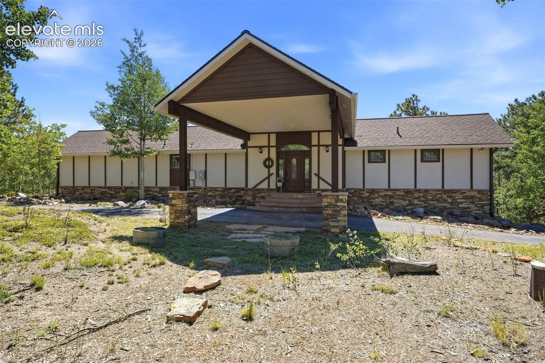 House in Cascade-Chipita Park, Colorado, United States 2 - 18946441