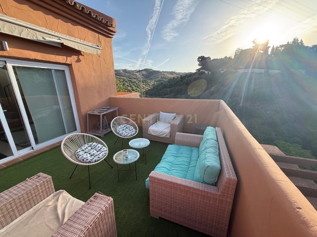 Apartment in Elviria-Cabopino, Marbella, Spain 3 - 18946673